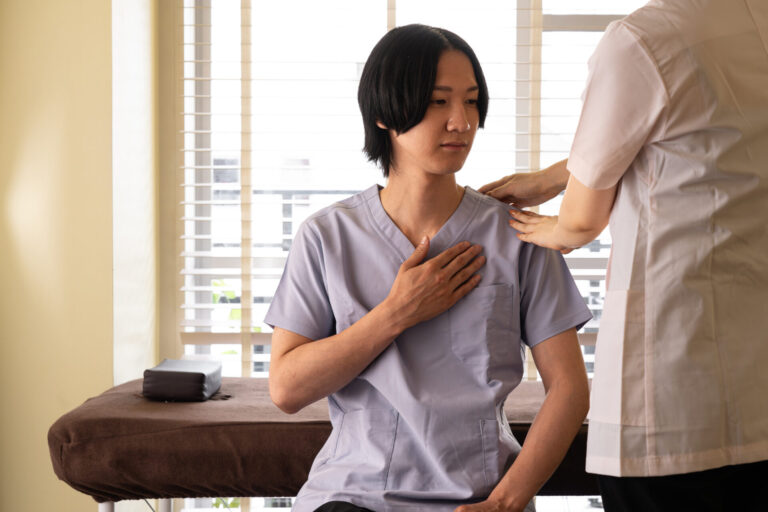 岐阜市の整体院 輝｜胸郭出口（TOS）のつまりが腕のだるさ・しびれを引き起こす理由と改善法