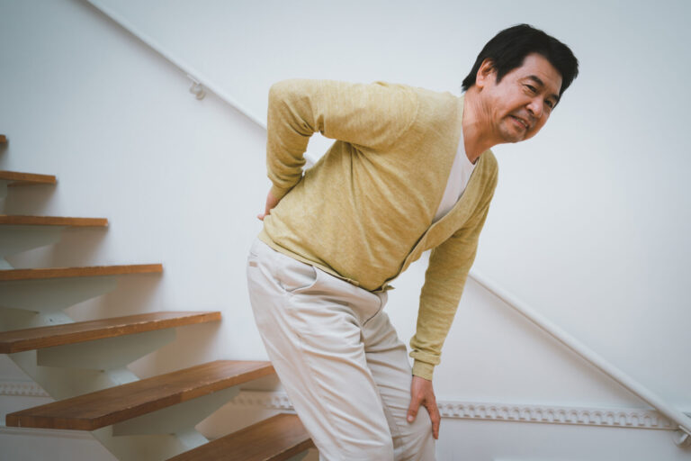 【岐阜市の整体が解説】ぎっくり腰から慢性腰痛に移行する人の特徴とは？原因と改善・予防法まで徹底解説