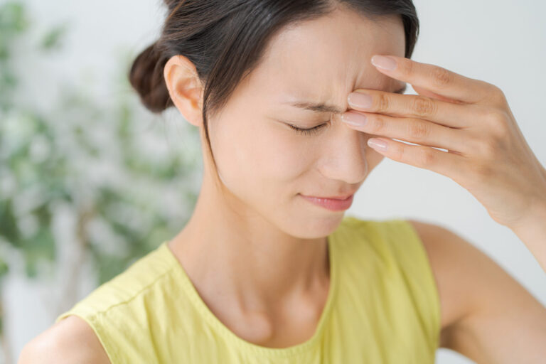 眼精疲労が腰痛・肩こり・頭痛まで引き起こす「全身連鎖」｜岐阜市で整体を探す方に向けた専門解説