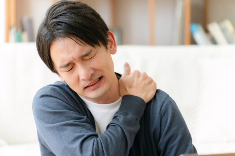 首こりと自律神経失調症の深い関係｜岐阜市の整体院 輝が教える“心と体”を整える根本ケア